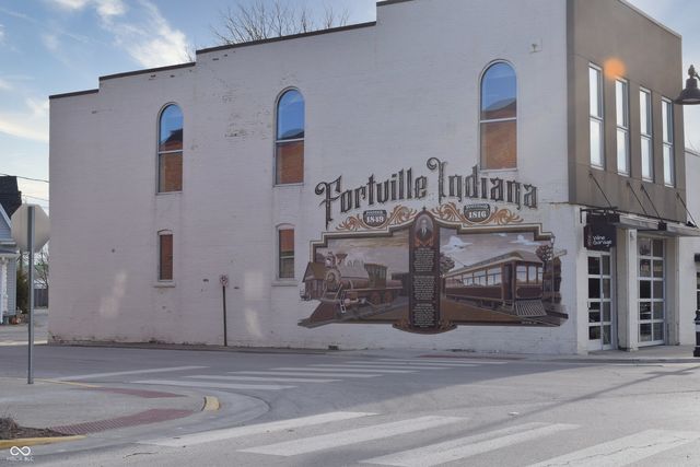 413 E New York Street, Fortville, IN 46040