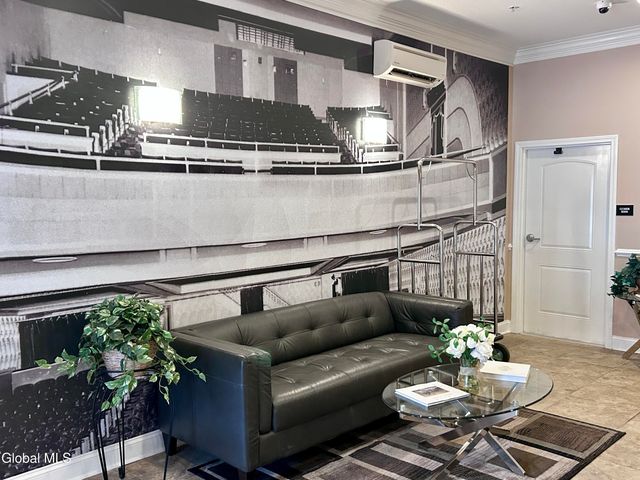 5 Spring APT 101, Saratoga Springs, NY 12866