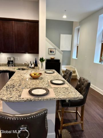 5 Spring APT 101, Saratoga Springs, NY 12866