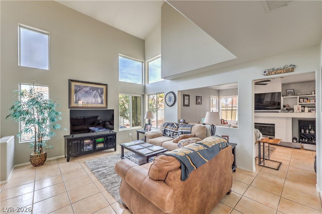 1527 Council Bluff Lane, North Las Vegas, NV 89031 — photo 2