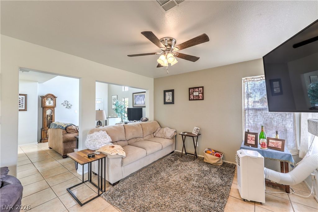 1527 Council Bluff Lane, North Las Vegas, NV 89031 — photo 3