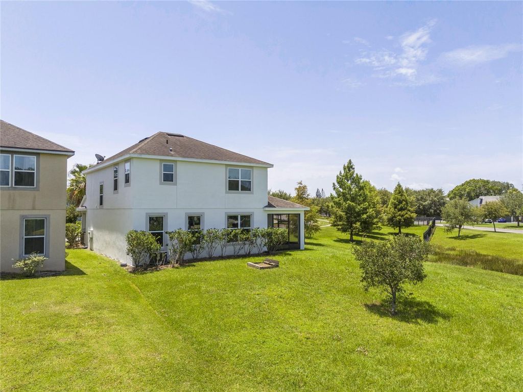 Image 5 of property listing at 5131 MILLENNIA GREEN DRIVE, Orlando, FL 32811