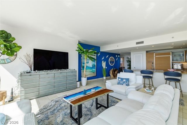 322 Karen Avenue 1802, Las Vegas, NV 89109
