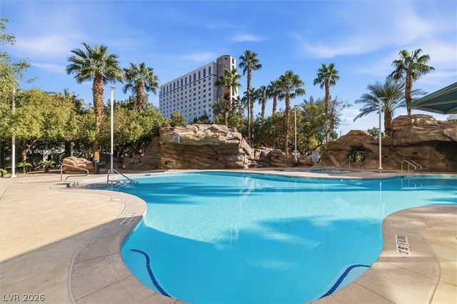 322 Karen Avenue 1802, Las Vegas, NV 89109