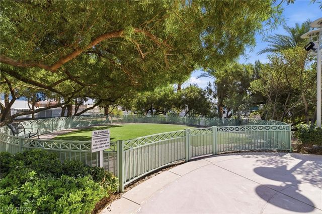 322 Karen Avenue 1802, Las Vegas, NV 89109