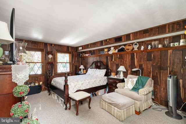 8 HERITAGE WAY, Lawrence Township, NJ 08648