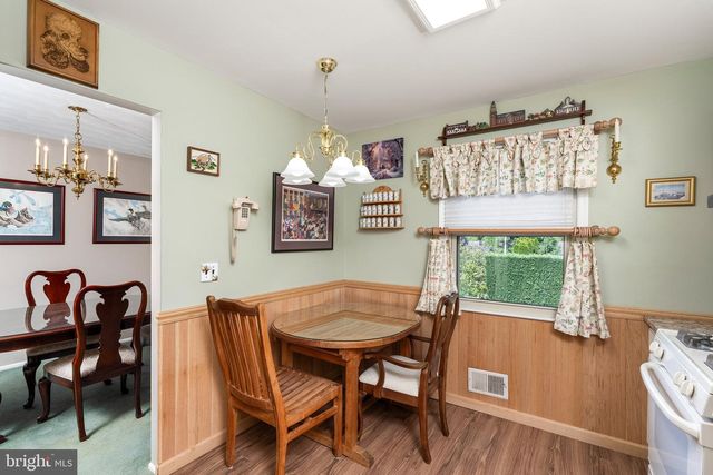 8 HERITAGE WAY, Lawrence Township, NJ 08648
