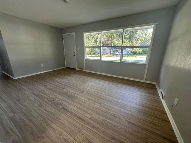 11217 Bristol Terrace, Kansas City, MO 64134