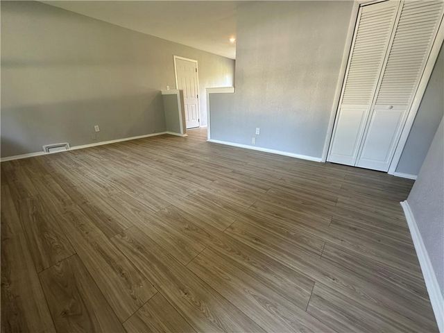 11217 Bristol Terrace, Kansas City, MO 64134