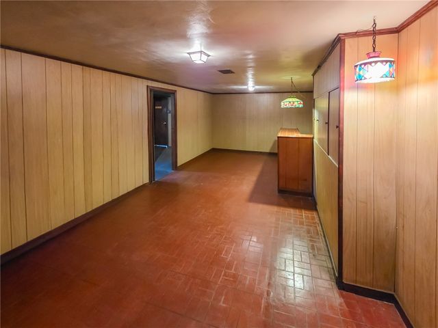 1494 Blossom Hill Rd, Castle Shannon, PA 15234