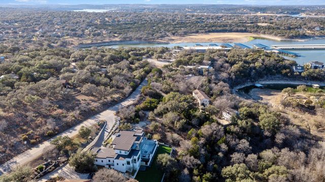 16146 Clara Van ST, Lakeway, TX 78734