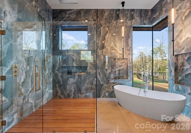 6000 Midsomer Road, Charlotte, NC 28214