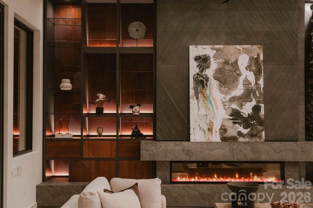 6000 Midsomer Road, Charlotte, NC 28214