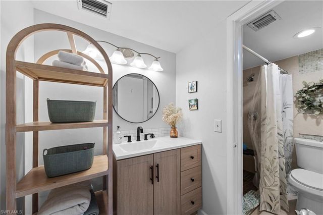 256 Palm DR # 1, Naples, FL 34112