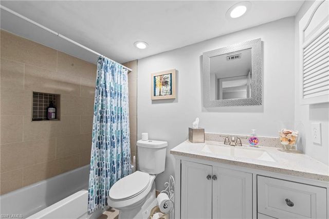 256 Palm DR # 1, Naples, FL 34112