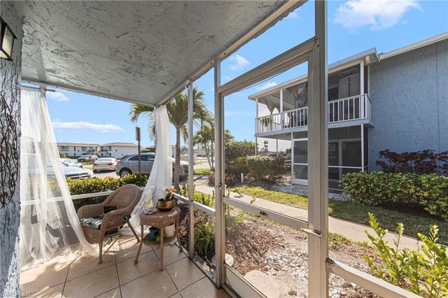 256 Palm DR # 1, Naples, FL 34112