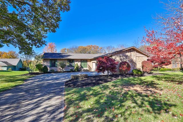 7889 Ironwood Way, Beckett Ridge, OH 45069