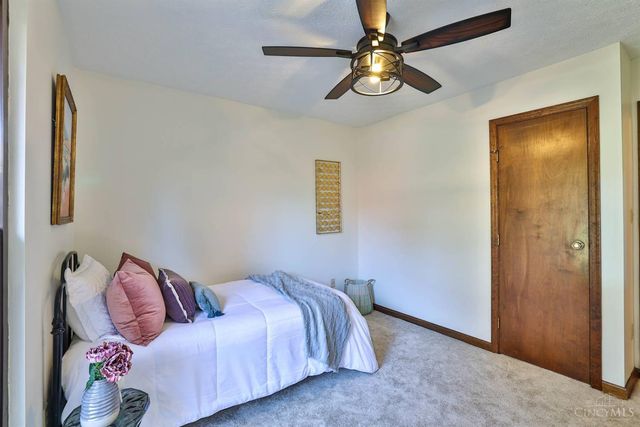 7889 Ironwood Way, Beckett Ridge, OH 45069