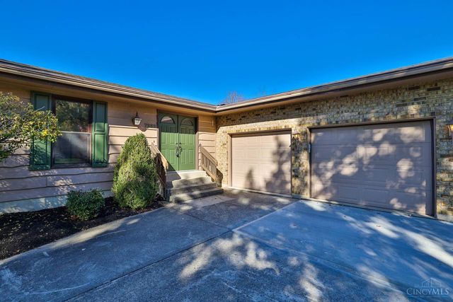 7889 Ironwood Way, Beckett Ridge, OH 45069