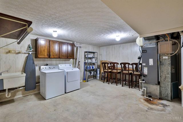 7889 Ironwood Way, Beckett Ridge, OH 45069