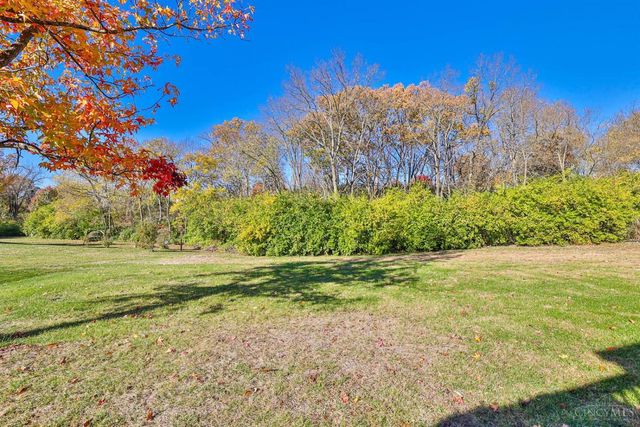 7889 Ironwood Way, Beckett Ridge, OH 45069