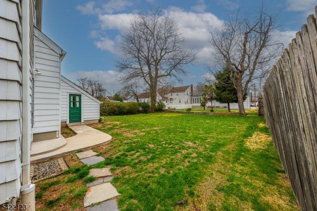 612 Laurel Ave, Roselle Park Boro, NJ 07204