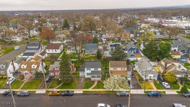 612 Laurel Ave, Roselle Park Boro, NJ 07204