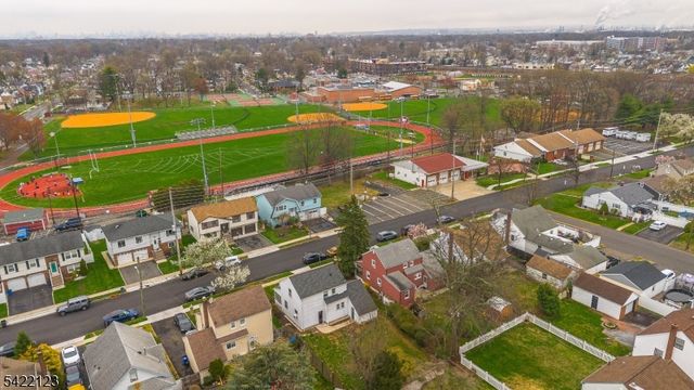 612 Laurel Ave, Roselle Park Boro, NJ 07204