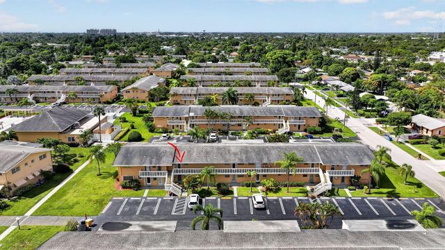2182 NE 1st Way 202, Boynton Beach, FL 33435