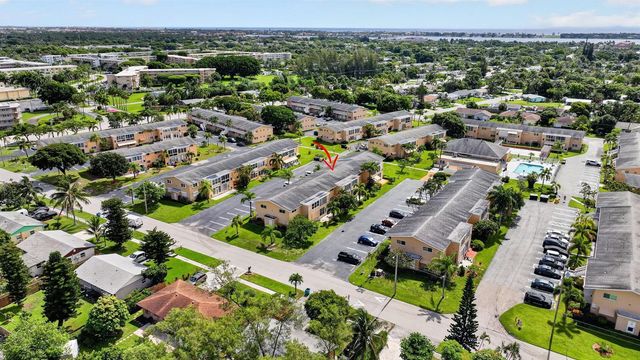 2182 NE 1st Way 202, Boynton Beach, FL 33435