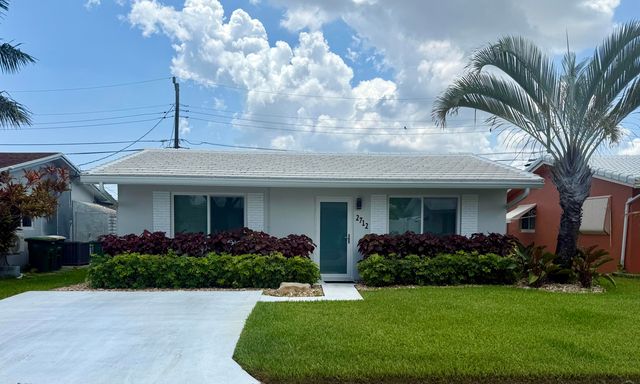 2712 NW 52nd Court, Tamarac, FL 33309