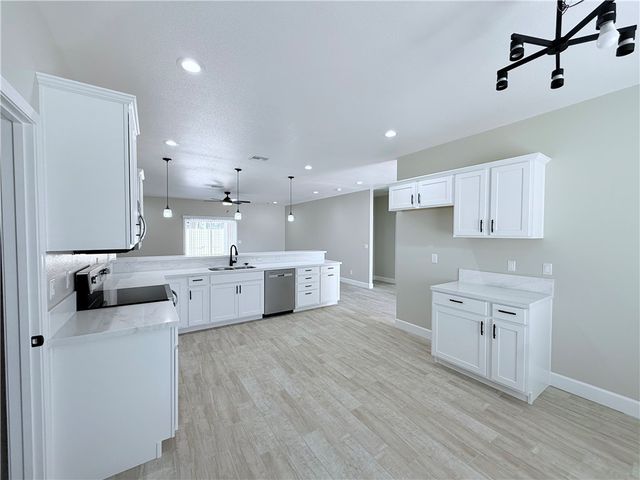 2201 E Hayden Way, Fort Mohave, AZ 86426