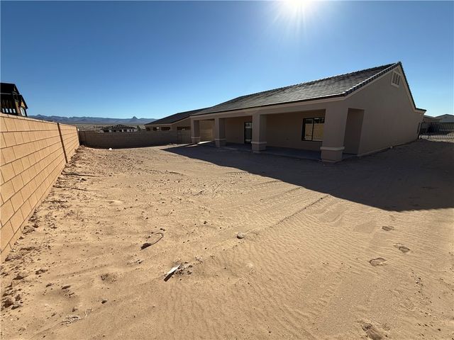 2201 E Hayden Way, Fort Mohave, AZ 86426