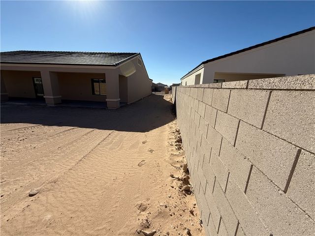 2201 E Hayden Way, Fort Mohave, AZ 86426