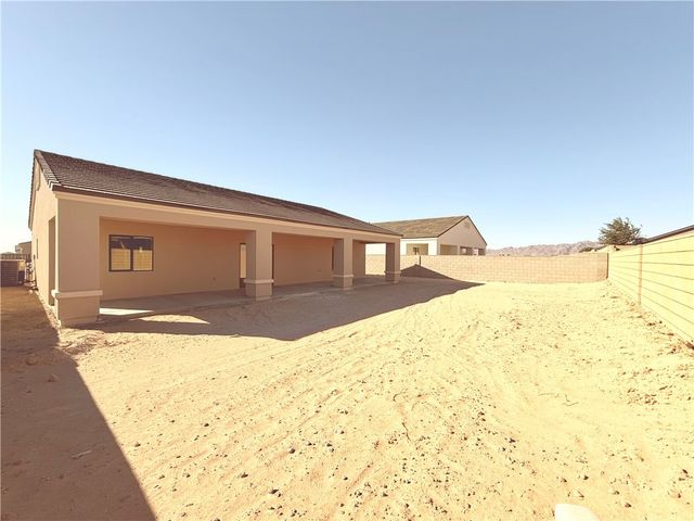 2201 E Hayden Way, Fort Mohave, AZ 86426