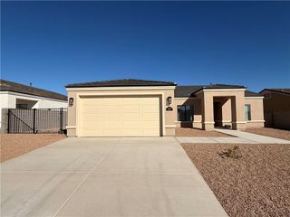2201 E Hayden Way, Fort Mohave, AZ 86426