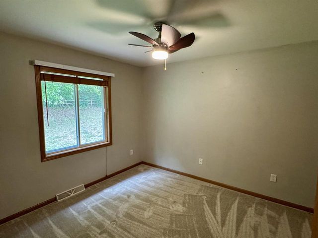 1129 Gils Way, Cross Plains, WI 53528