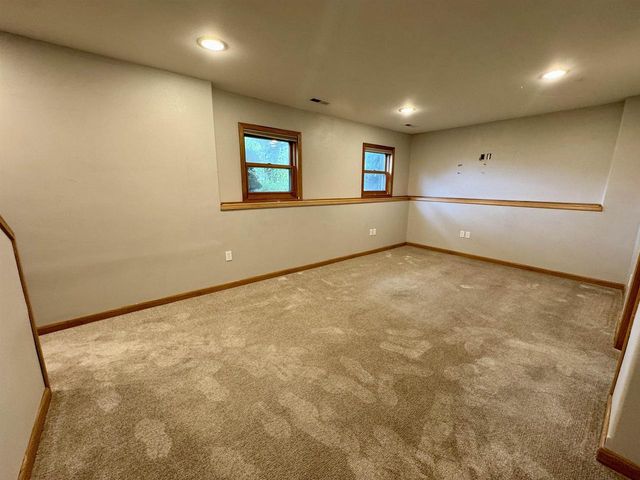 1129 Gils Way, Cross Plains, WI 53528