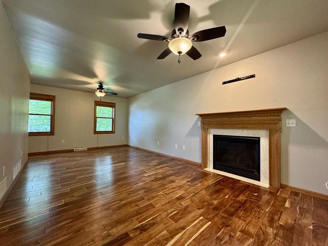 1129 Gils Way, Cross Plains, WI 53528