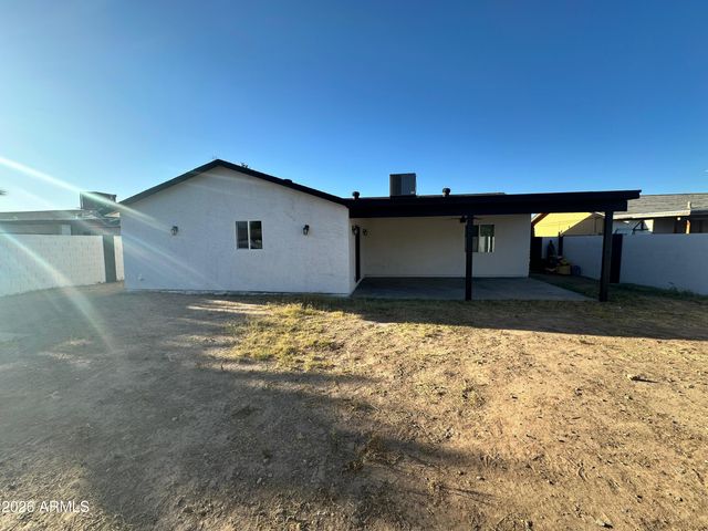 8807 W Catalina Drive, Phoenix, AZ 85037