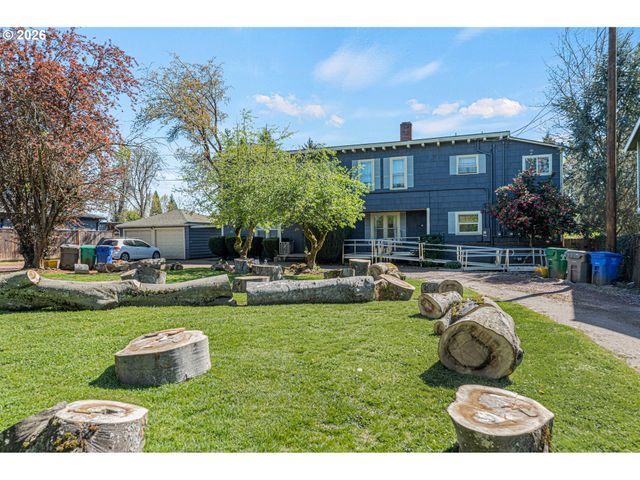 3026 Se TACOMA St, Portland, OR 97202