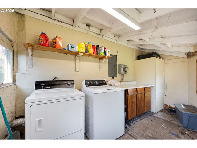 3026 Se TACOMA St, Portland, OR 97202