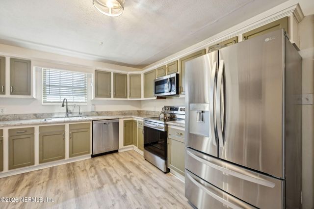 85091 RADIO Avenue, Yulee, FL 32097