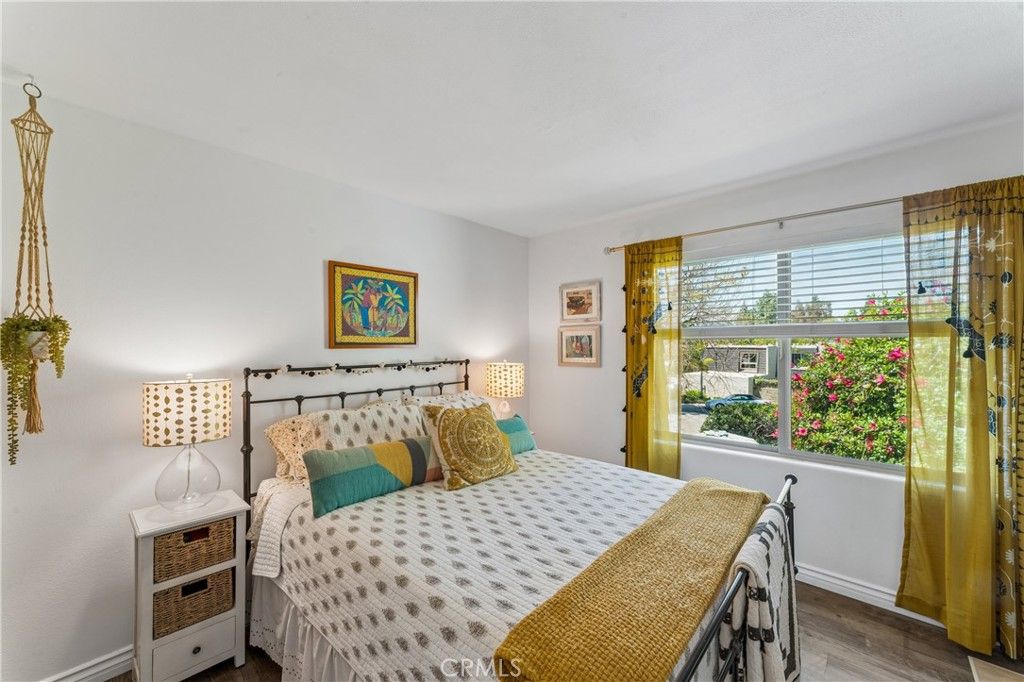 Image 11 of property listing at 1507 Redwood Circle, Thousand Oaks, CA 91360