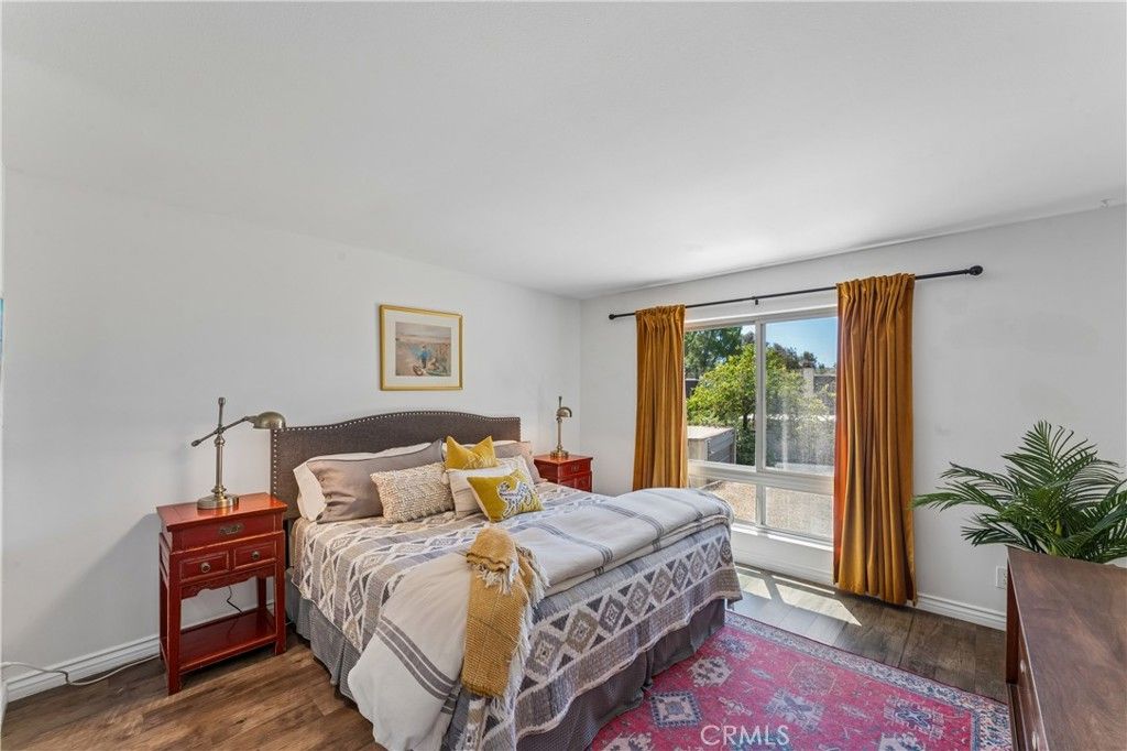 Image 13 of property listing at 1507 Redwood Circle, Thousand Oaks, CA 91360