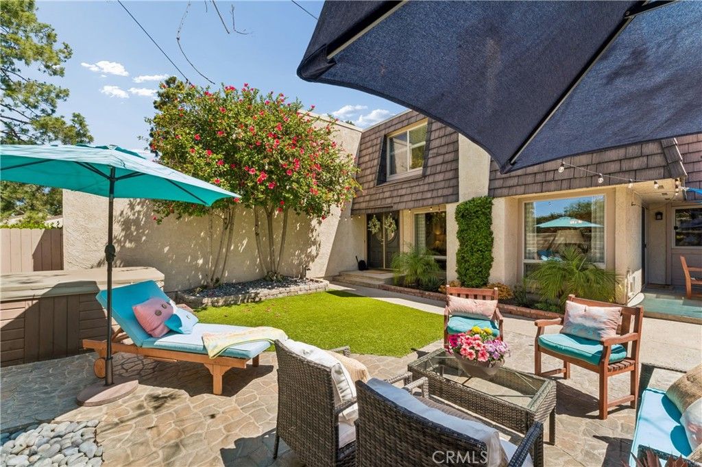 Image 3 of property listing at 1507 Redwood Circle, Thousand Oaks, CA 91360