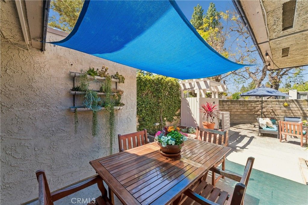 Image 5 of property listing at 1507 Redwood Circle, Thousand Oaks, CA 91360