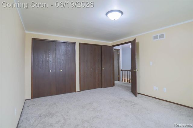 4788 Bloomfield Drive, Sterling Heights, MI 48310