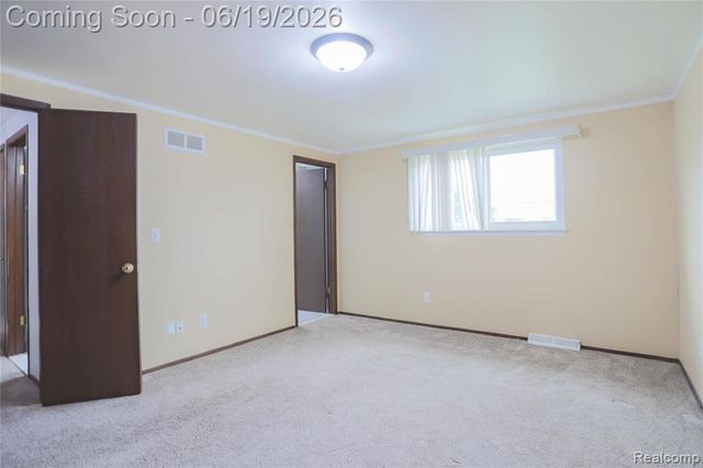 4788 Bloomfield Drive, Sterling Heights, MI 48310