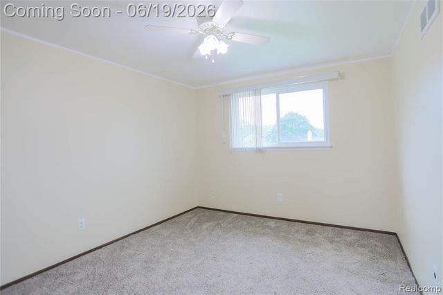 4788 Bloomfield Drive, Sterling Heights, MI 48310